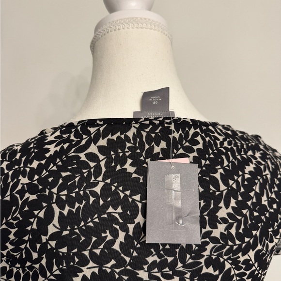 Black and White Printed Women's Top - Picture 4 of 5